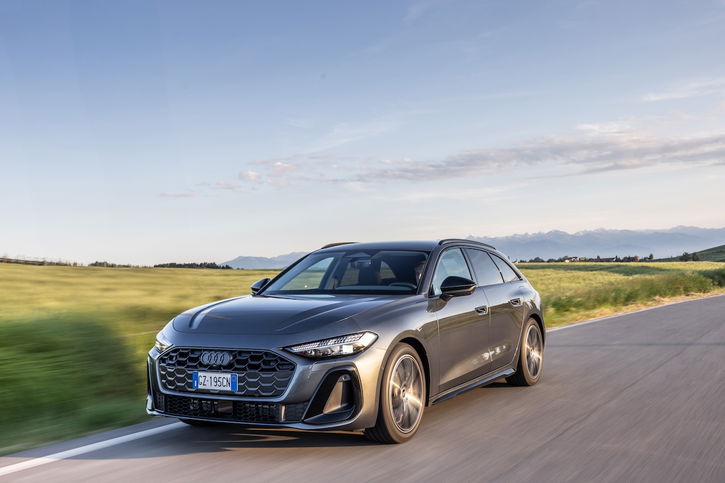 Immagine di A5 Avant e-hybrid: l'ibrida Audi da viaggio